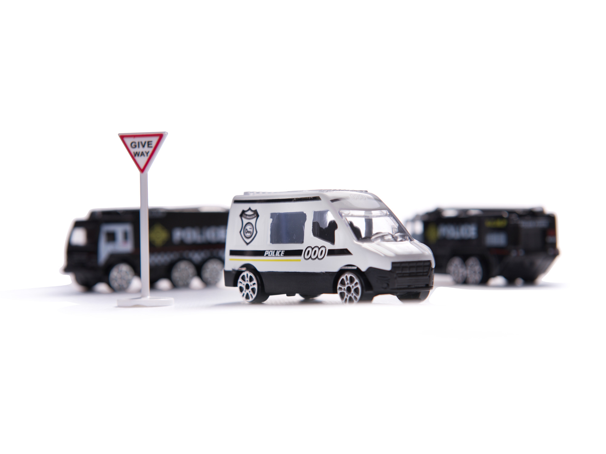 KX6684_1 Transporter samolot + 3 auta policja
