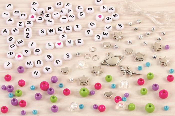 1205 Make it real-Zestaw do tworzenia bransoletek - Literki alfabetu